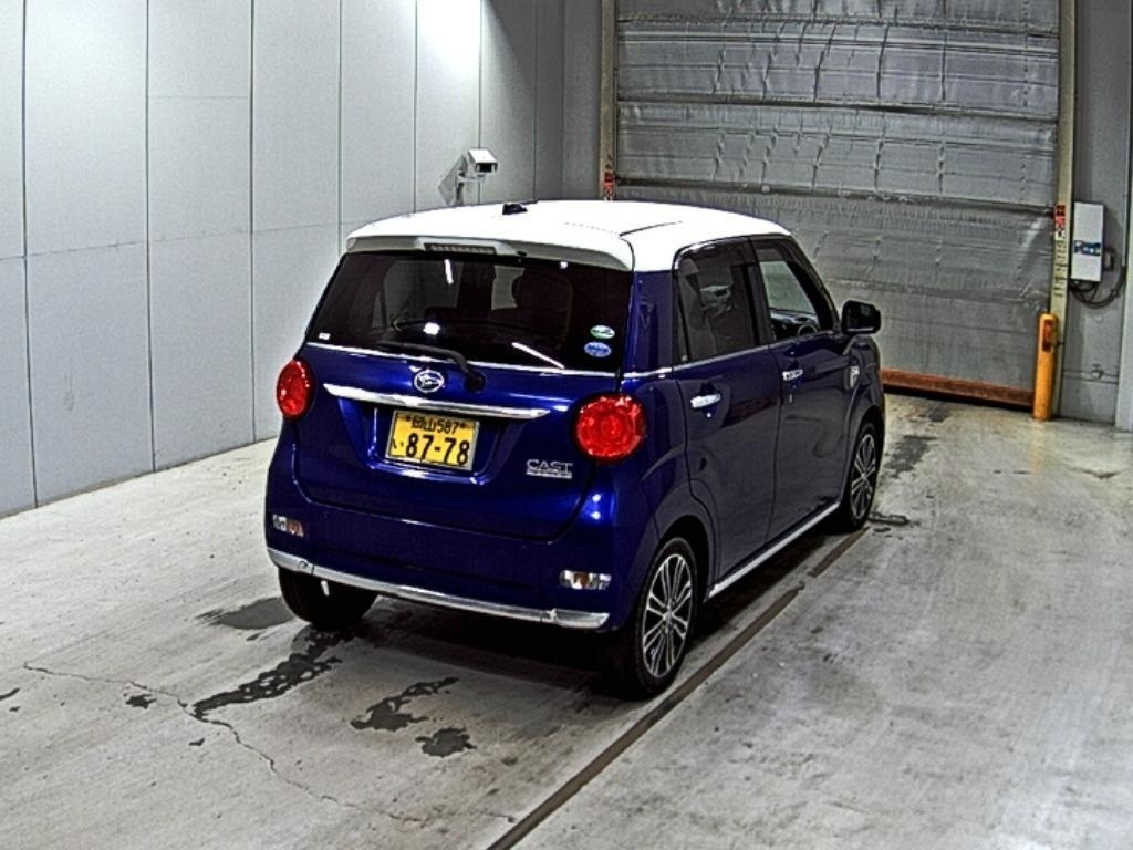 DAIHATSU CAST