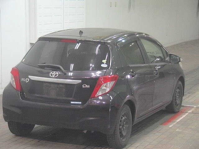 TOYOTA VITZ