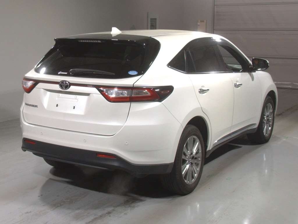 TOYOTA HARRIER