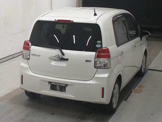TOYOTA SPADE