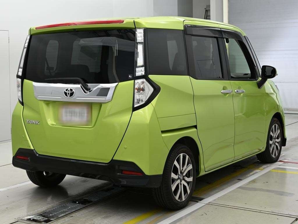 TOYOTA TANK