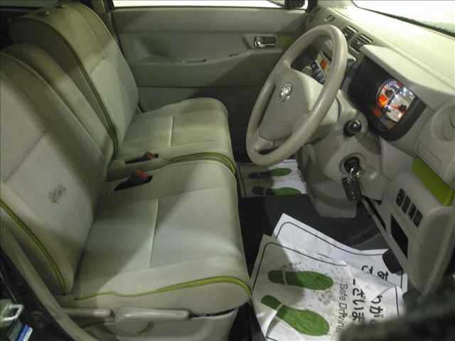 TOYOTA PIXIS SPACE