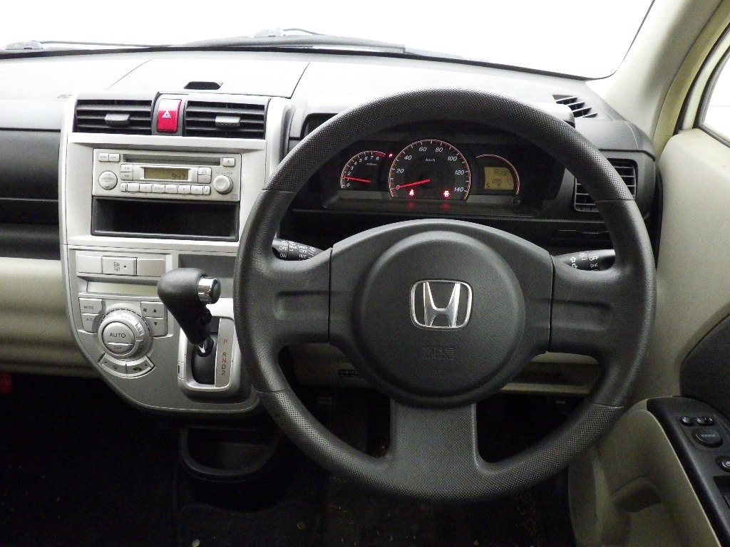 HONDA ZEST