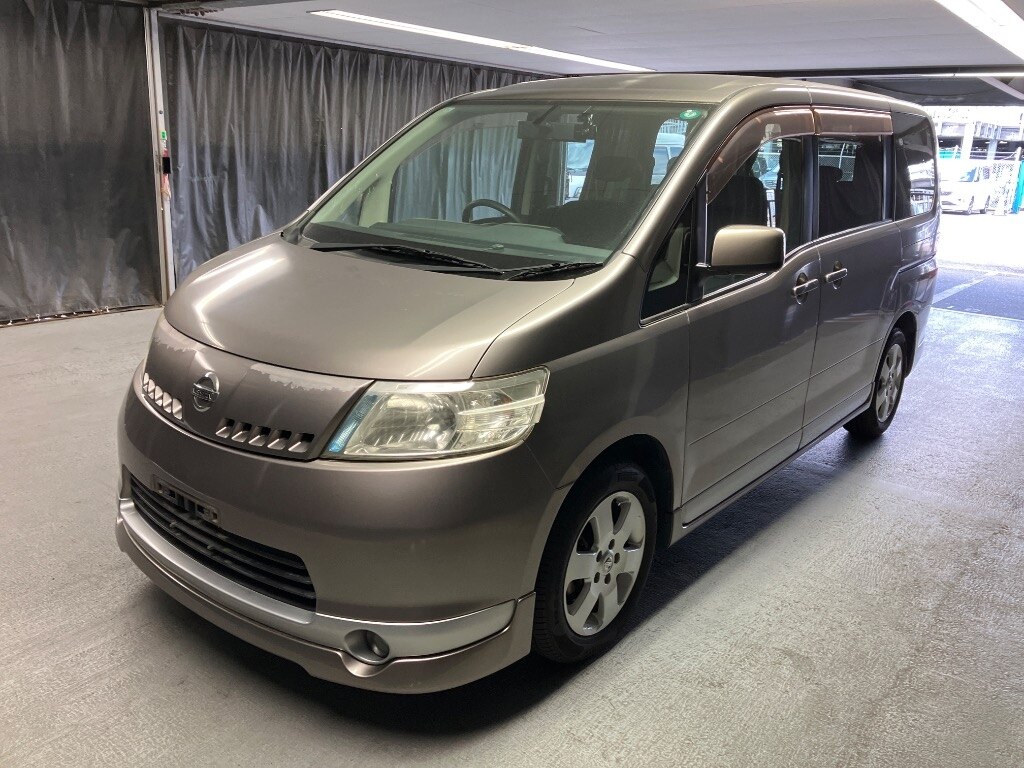 NISSAN SERENA