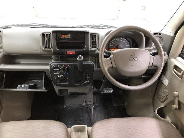MITSUBISHI MINICAB