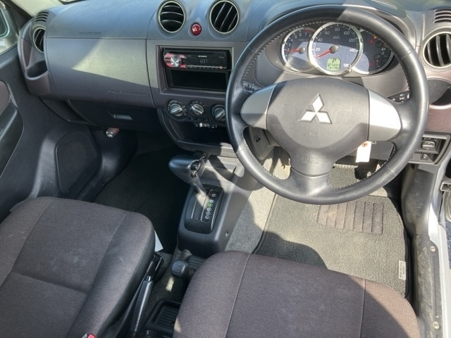 MITSUBISHI PAJERO MINI