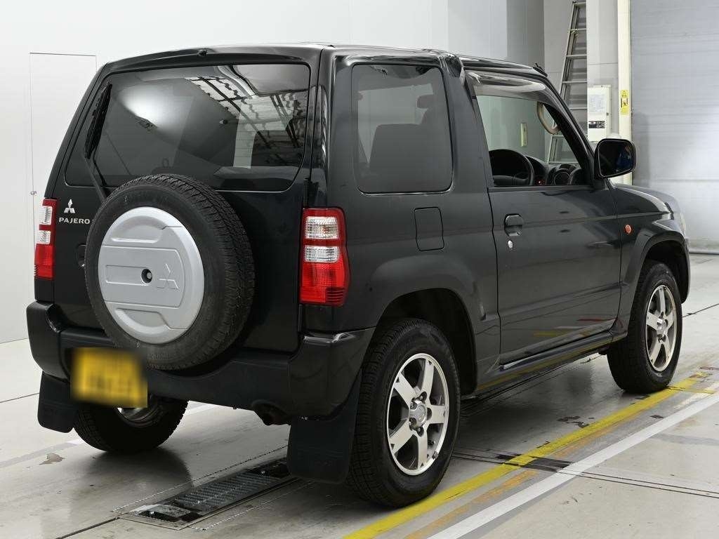 MITSUBISHI PAJERO MINI