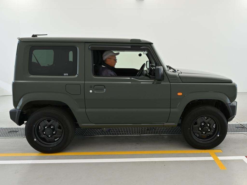 SUZUKI JIMNY