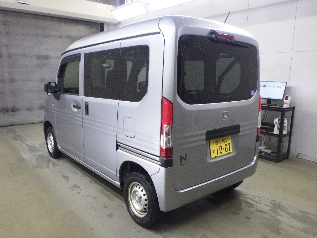 HONDA N-VAN