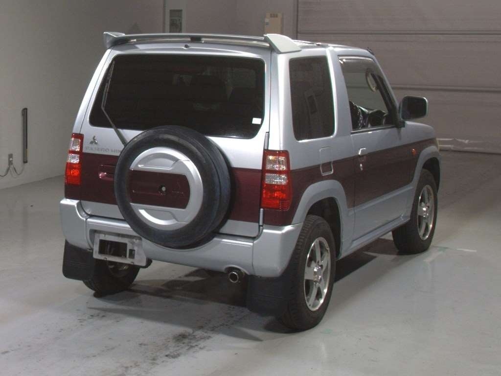 MITSUBISHI PAJERO MINI