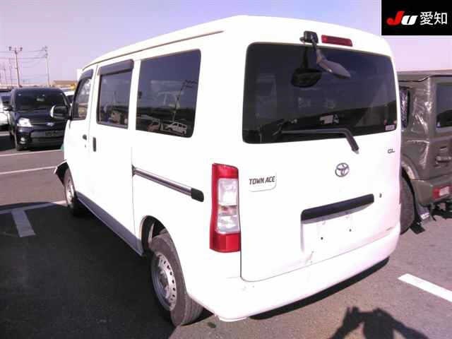 TOYOTA TOWN ACE