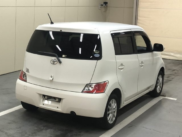 TOYOTA BB