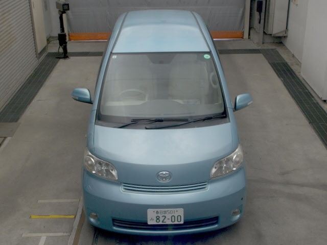 TOYOTA PORTE