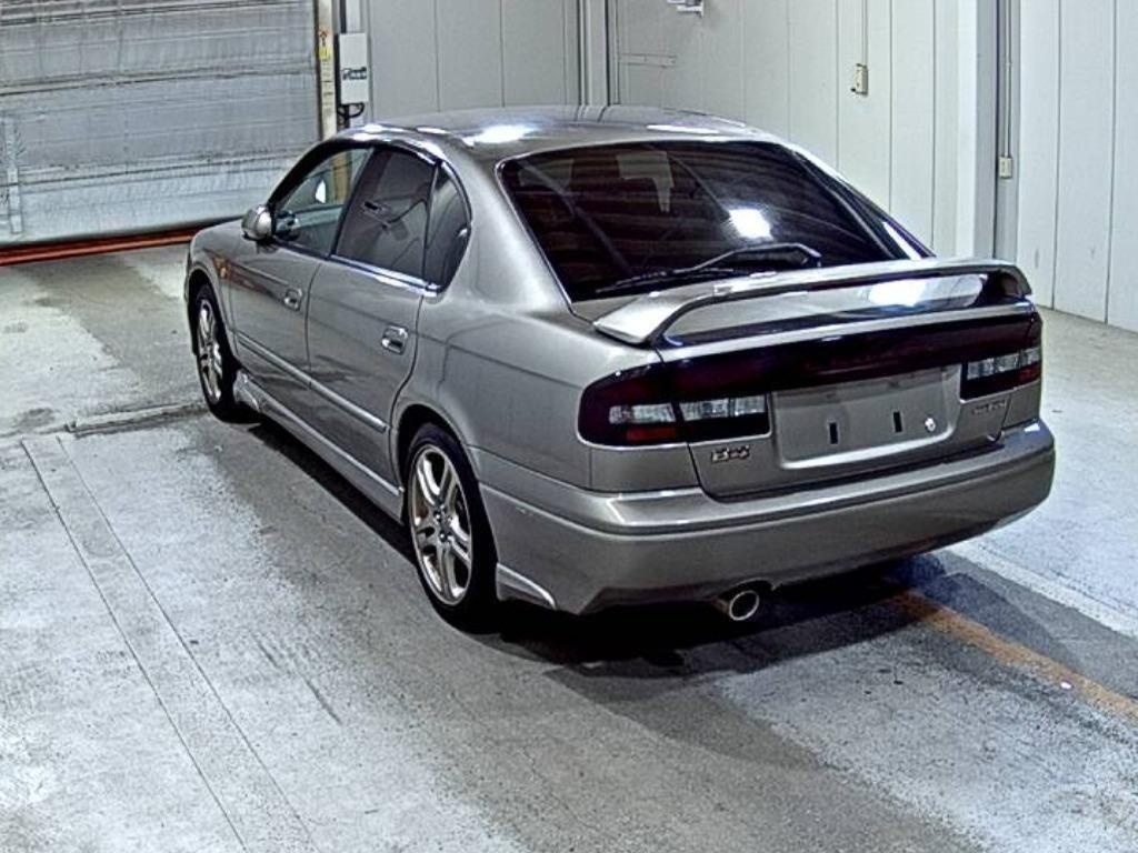 SUBARU LEGACY B4