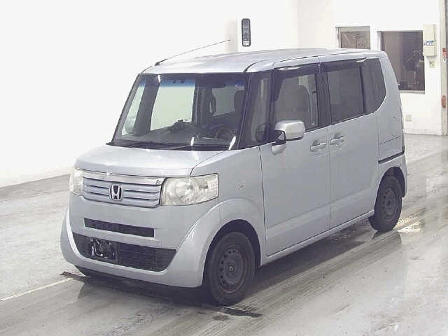 HONDA N-BOX
