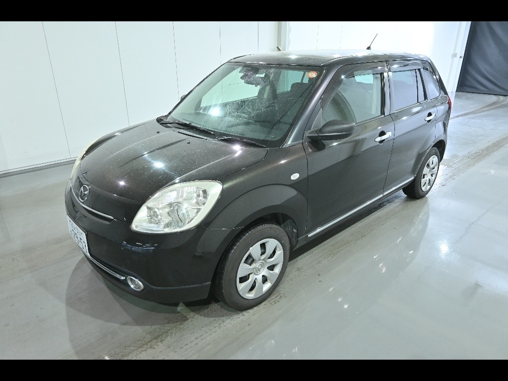 MAZDA VERISA