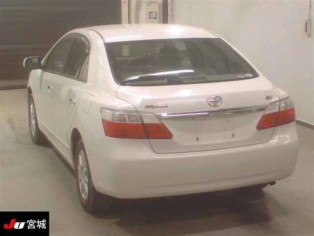 TOYOTA PREMIO