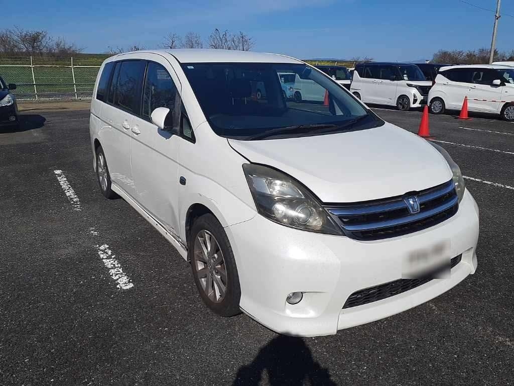 TOYOTA ISIS