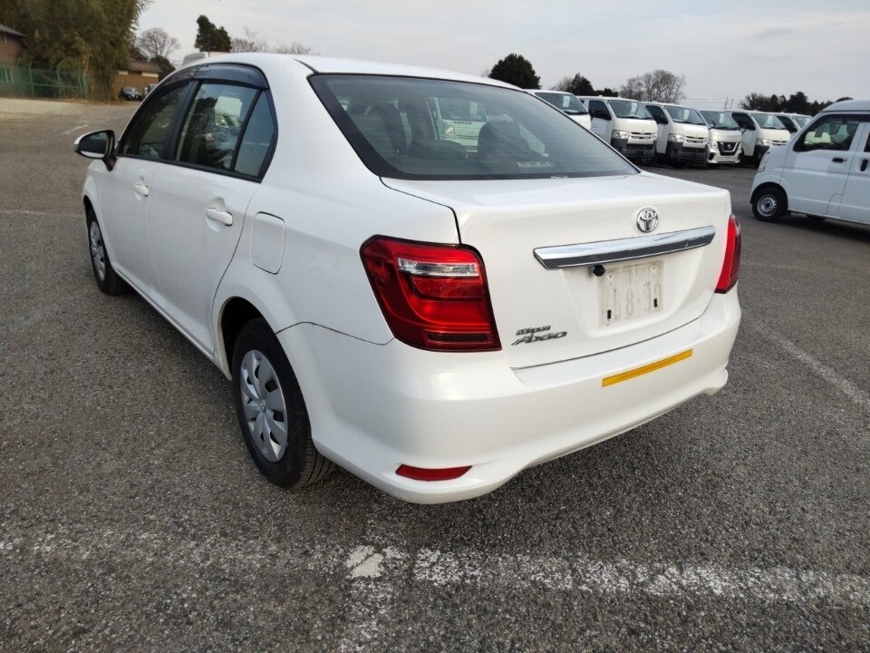 TOYOTA COROLLA AXIO