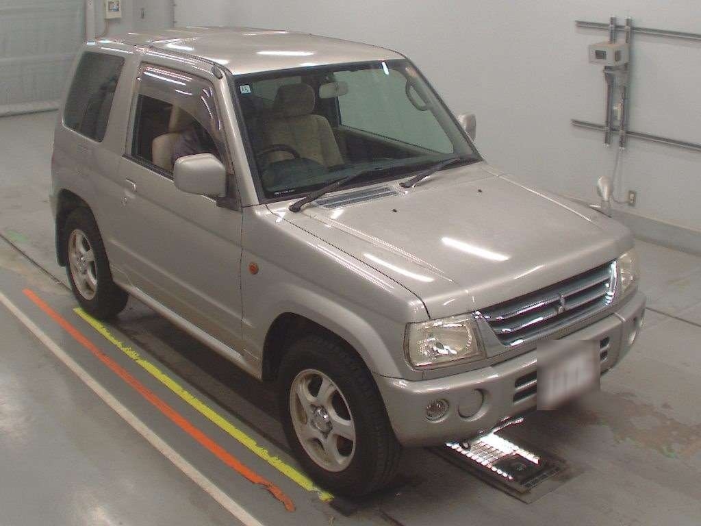 MITSUBISHI PAJERO MINI