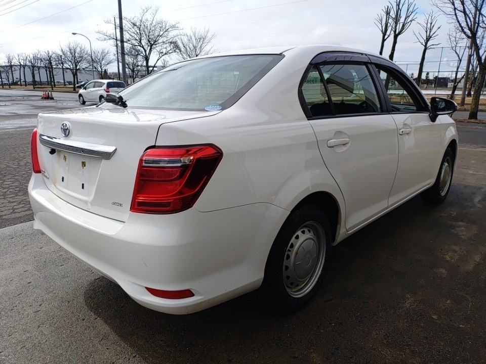TOYOTA COROLLA AXIO