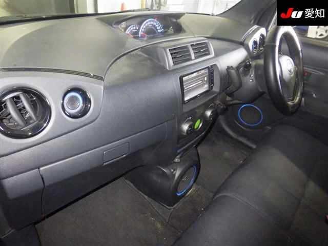 TOYOTA BB