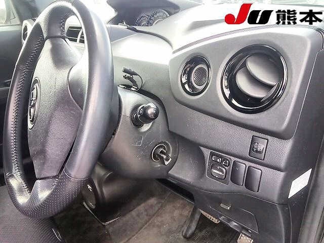 TOYOTA BB