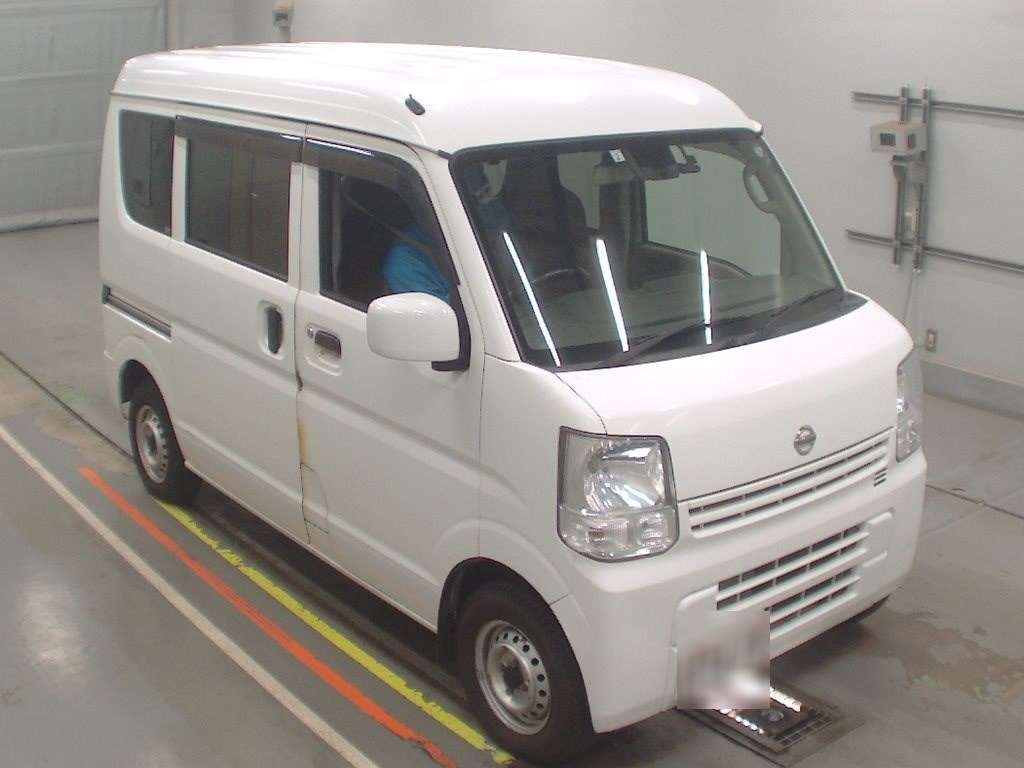 NISSAN NV100 CLIPPER