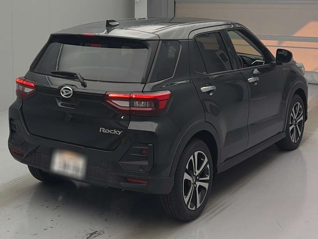 DAIHATSU ROCKY
