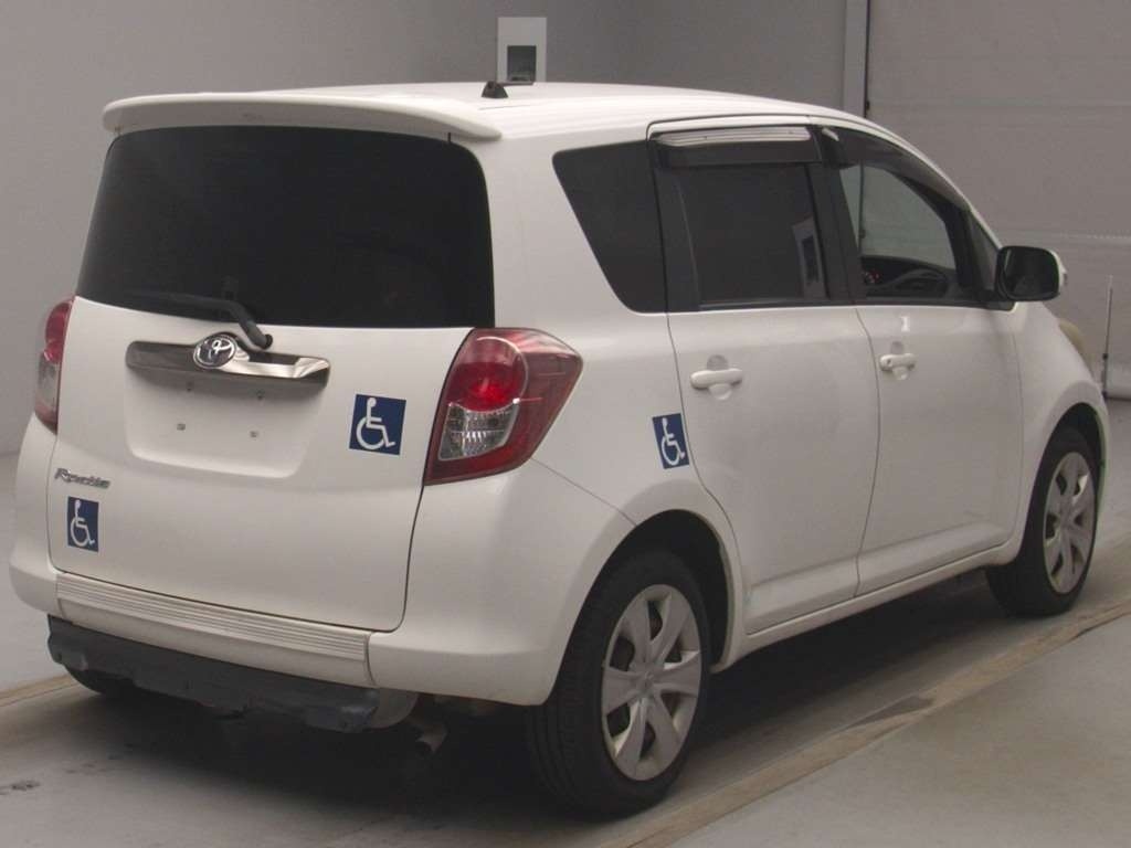 TOYOTA RACTIS