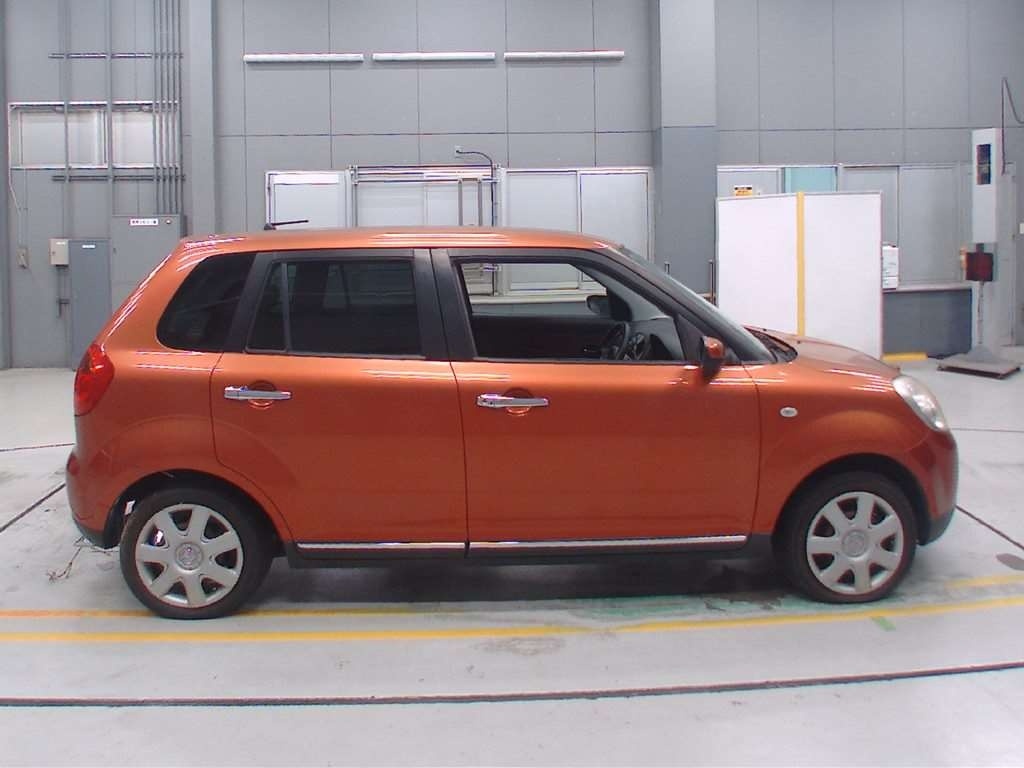 MAZDA VERISA