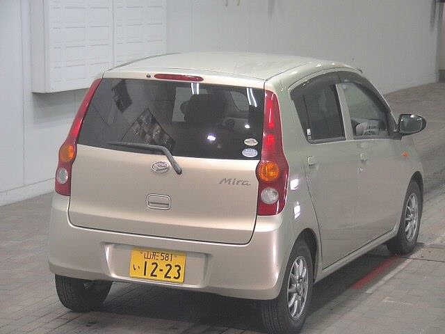 DAIHATSU MIRA