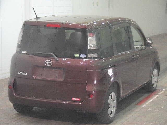 TOYOTA SIENTA