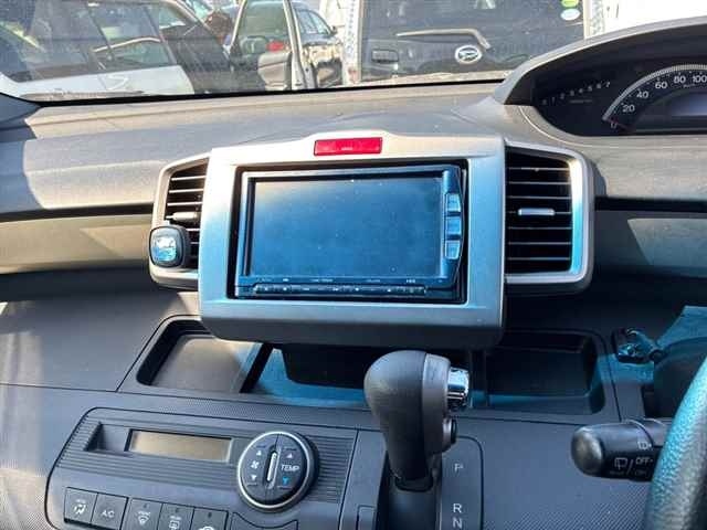 HONDA FREED SPIKE