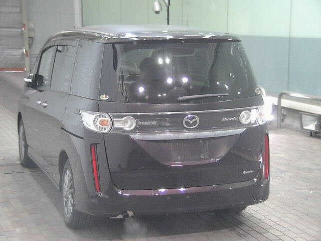 MAZDA BIANTE