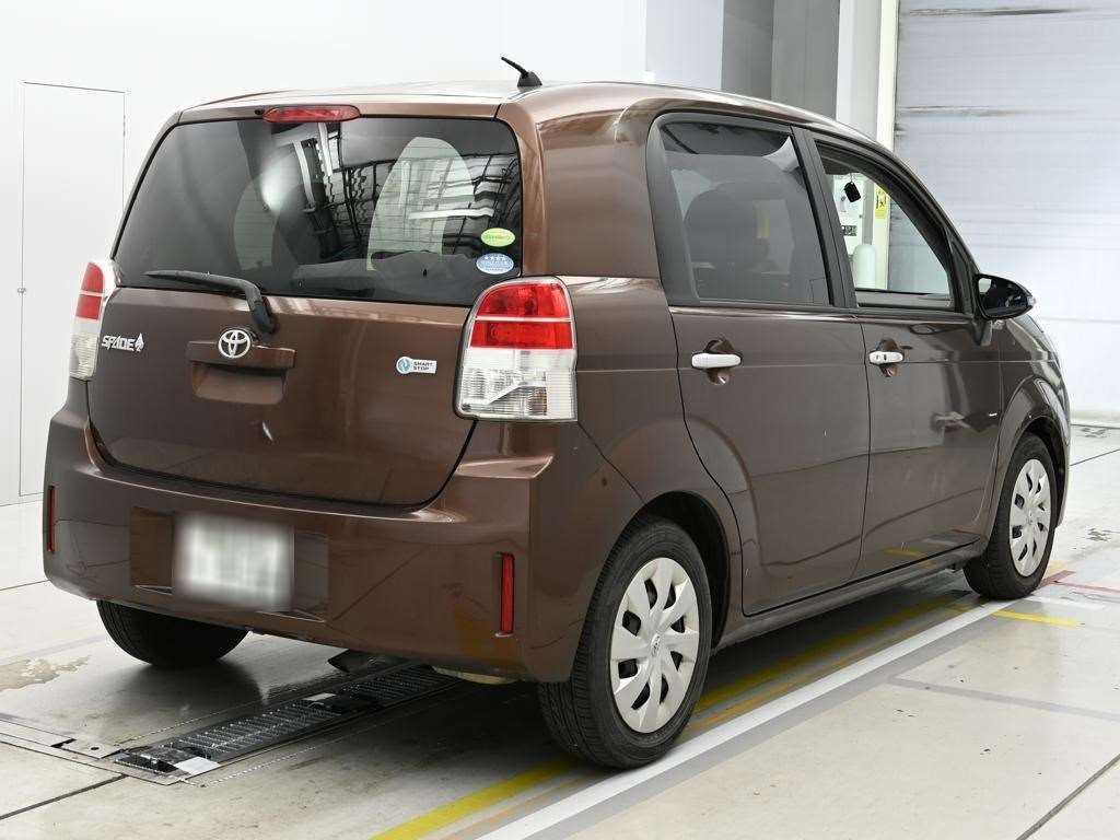 TOYOTA SPADE