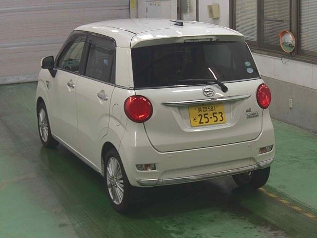 DAIHATSU CAST