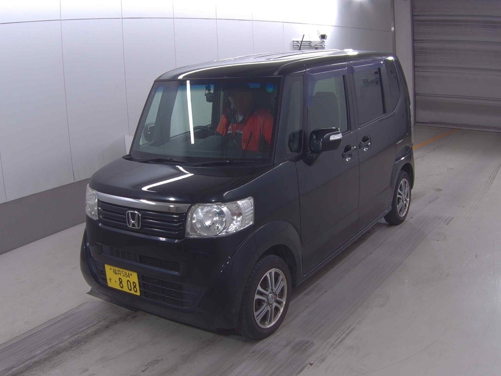 HONDA N-BOX