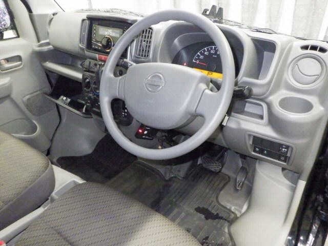 NISSAN NV100 CLIPPER