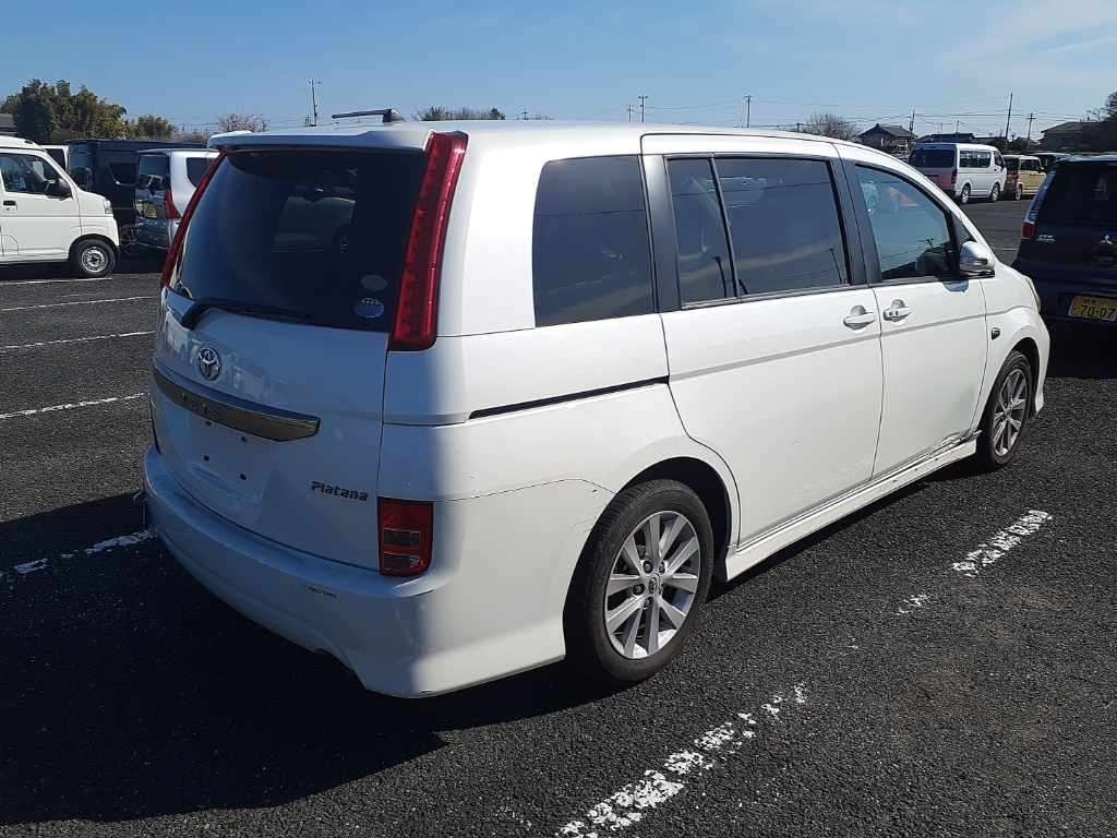 TOYOTA ISIS