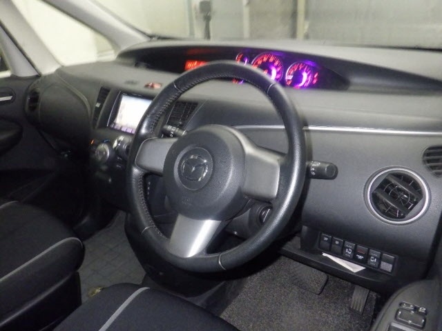 MAZDA BIANTE