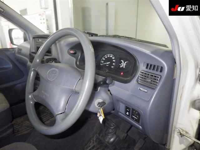 TOYOTA LITE ACE