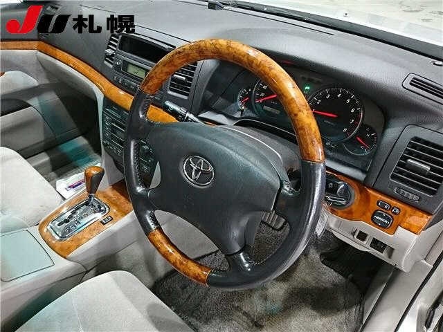 TOYOTA MARK II