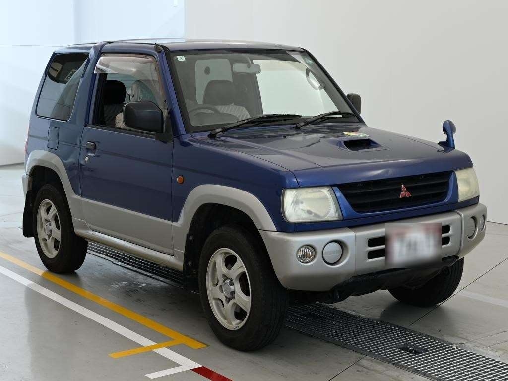 MITSUBISHI PAJERO MINI