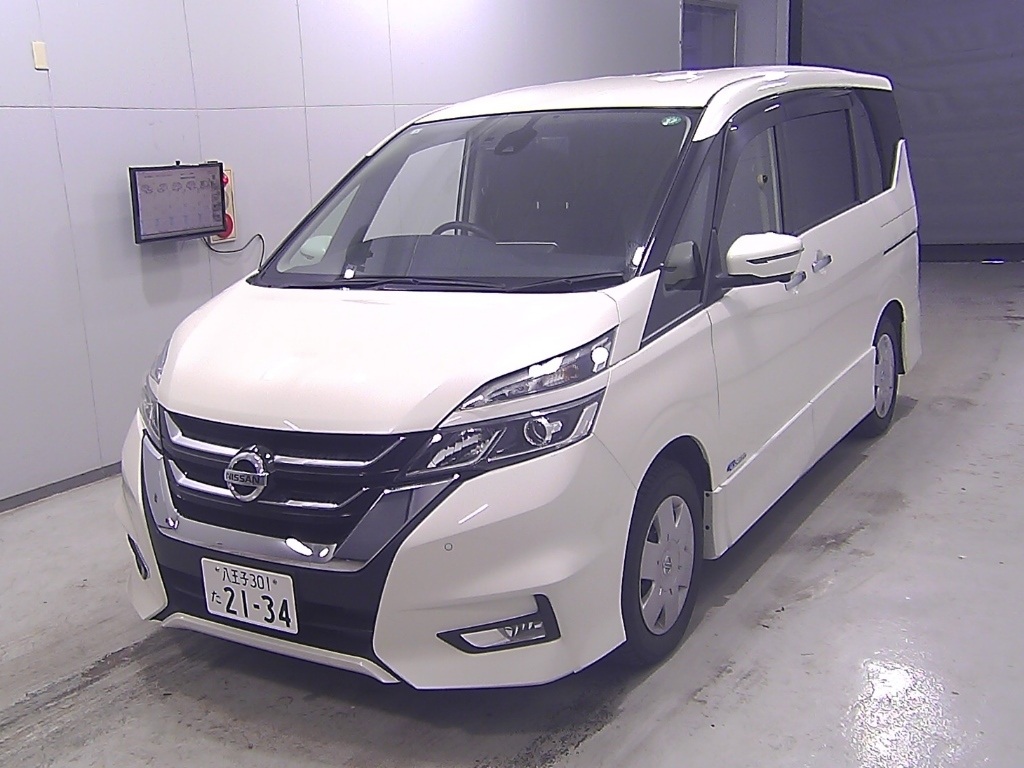 NISSAN SERENA