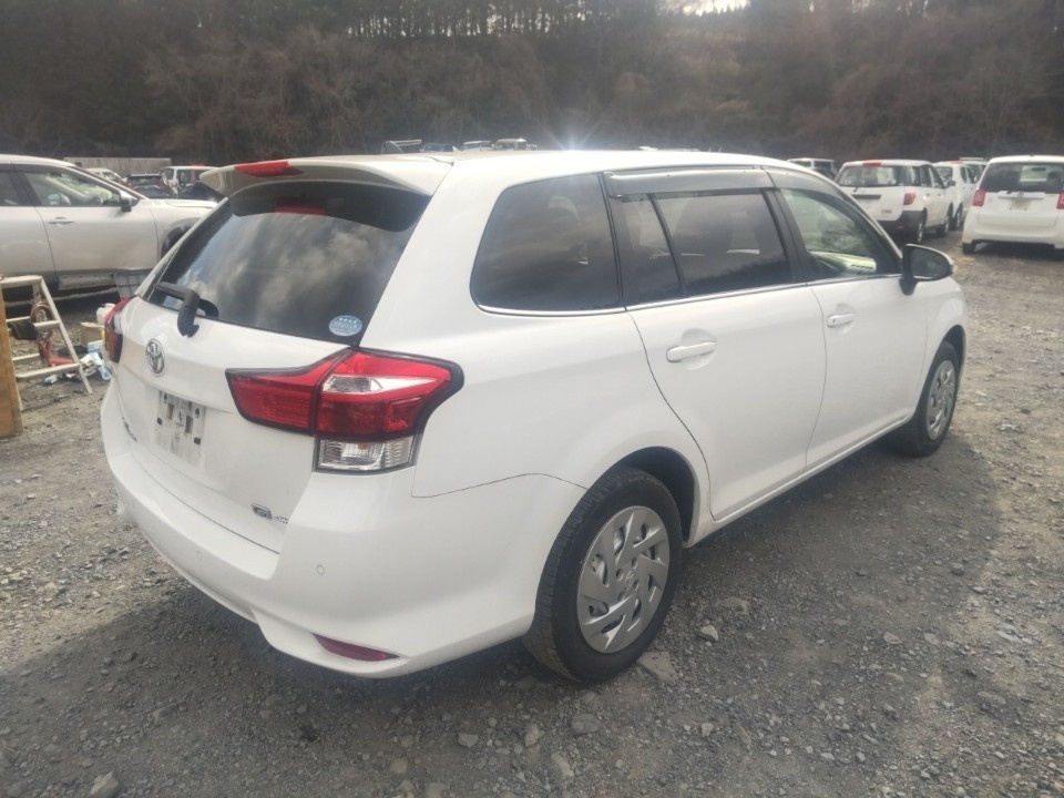 TOYOTA COROLLA FIELDER