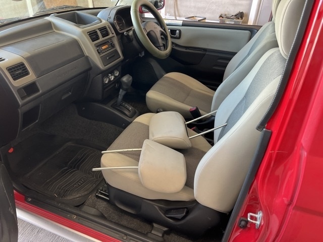 MITSUBISHI PAJERO MINI