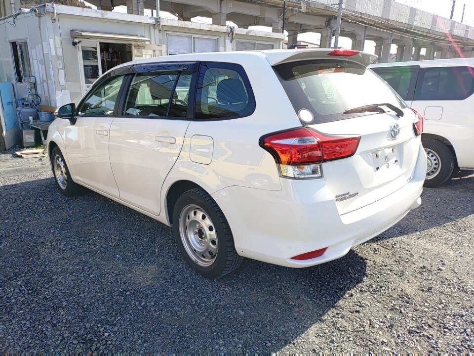 TOYOTA COROLLA FIELDER