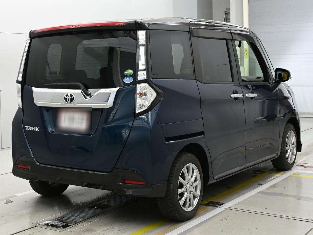 TOYOTA TANK