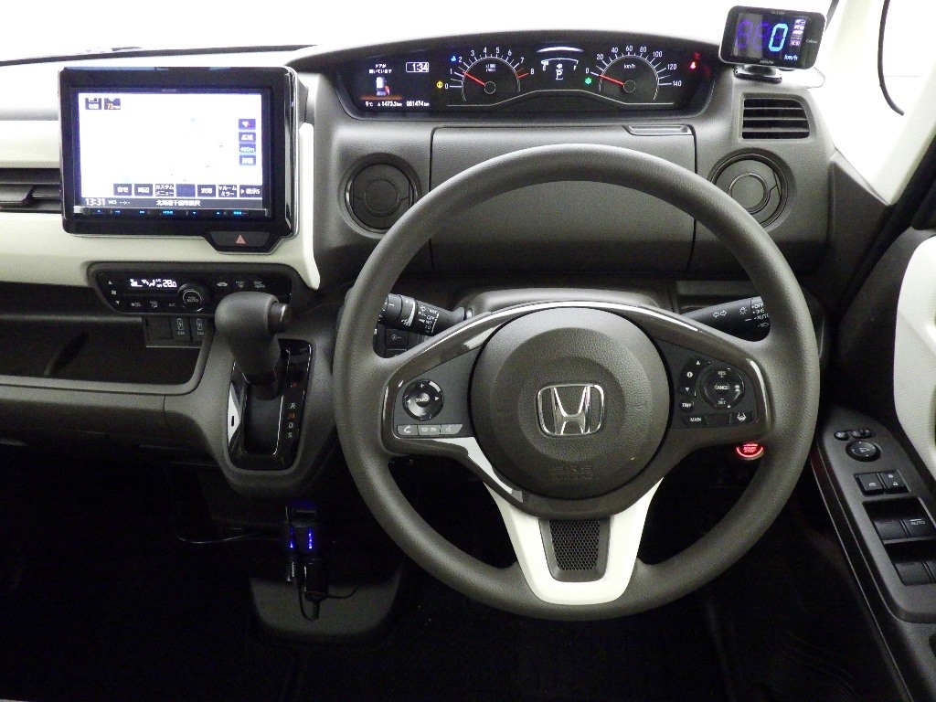 HONDA N-BOX